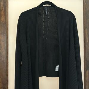 Athleta NWT Solstice Wrap in Black